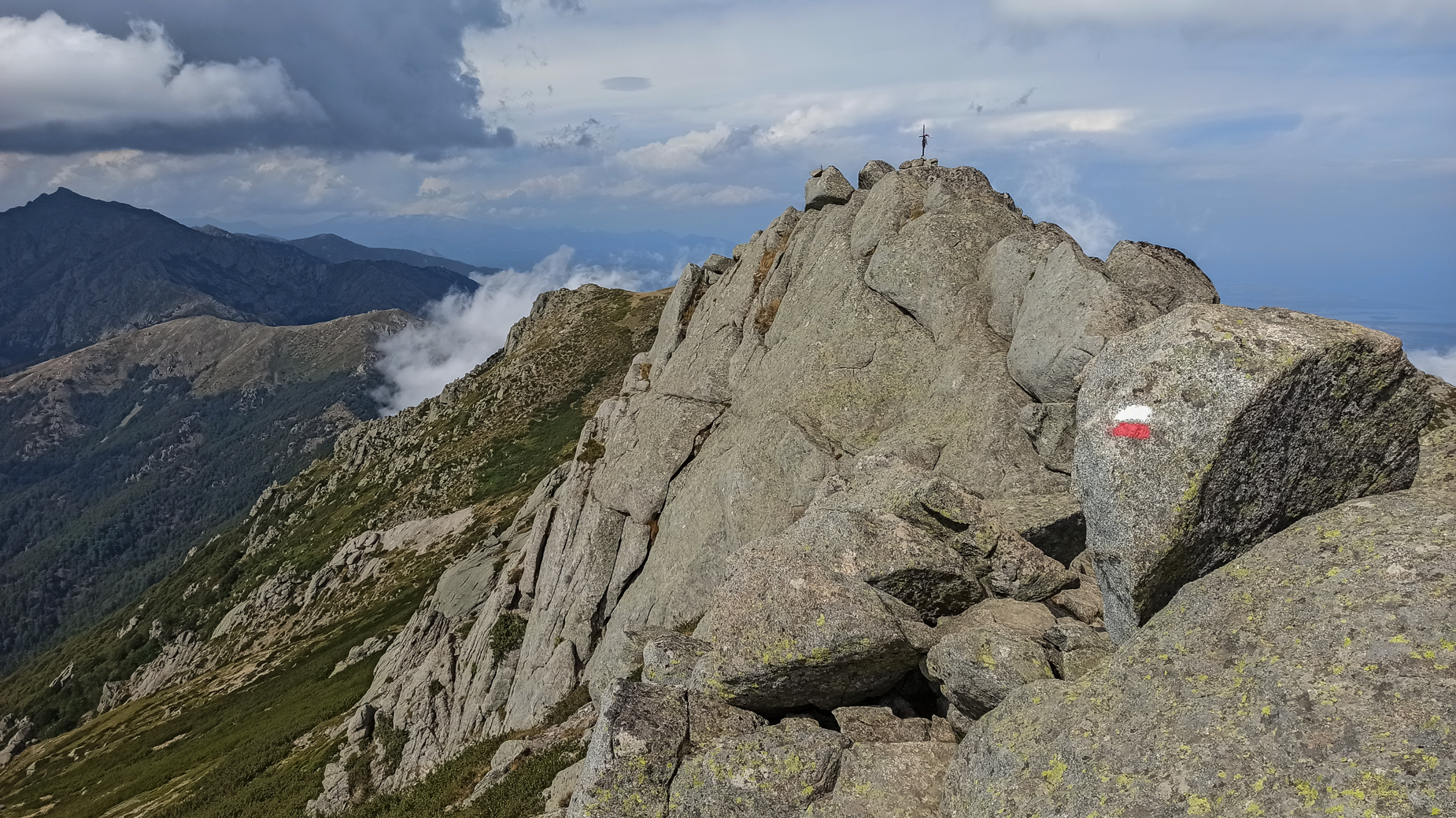 GR20 par les sommets — D3 — Asinau → Laparo